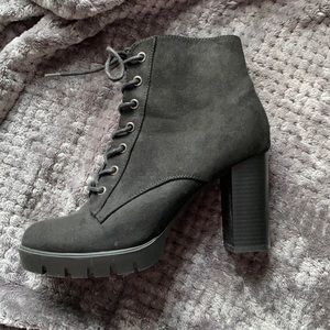 PRIMARK - boots